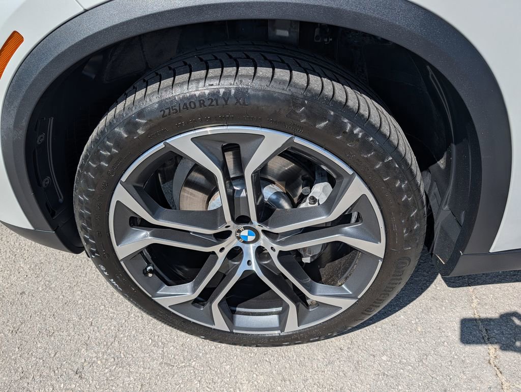 Used 2021 BMW X5 xDrive40i w/ Premium Package 2 AWD/4WD image 37