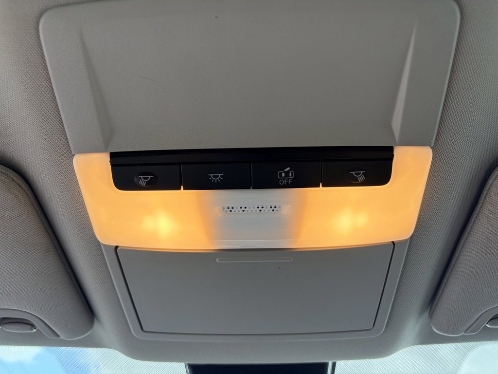 Used 2024 Nissan Altima 2.5 SV image 16