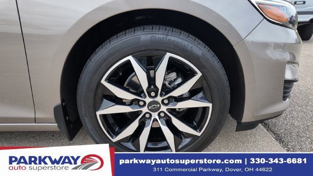 Used 2025 Chevrolet Malibu RS FWD image 10