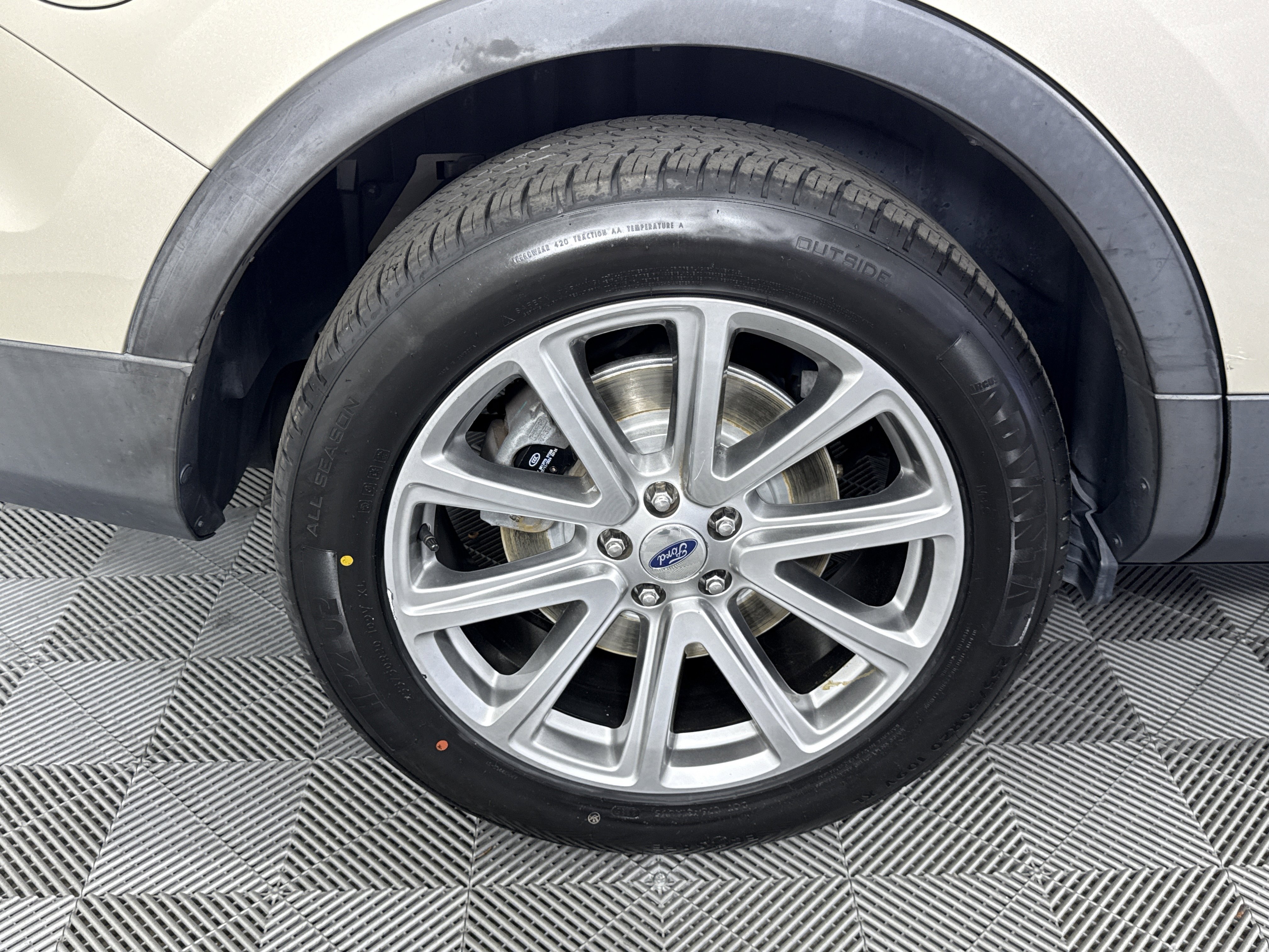 Certified 2017 Ford Explorer Limited w/ Equipment Group 301A image 30