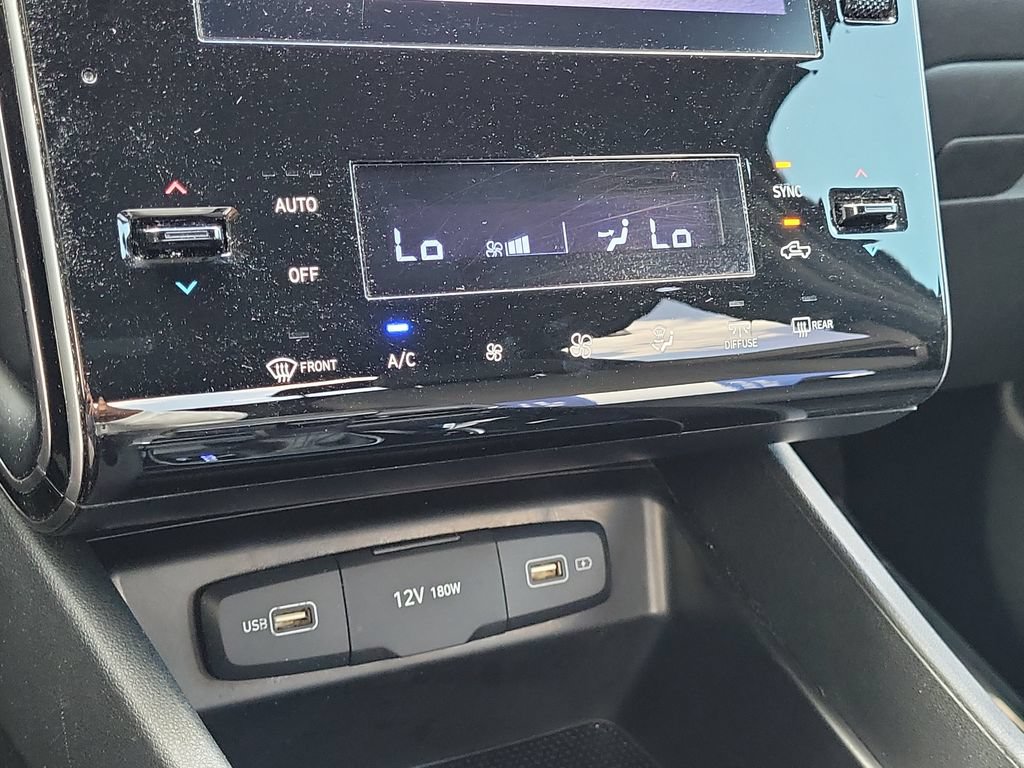 Used 2024 Hyundai Santa Cruz SEL FWD image 29