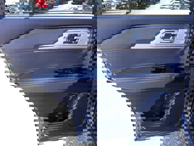 Certified 2025 Ford Explorer Active image 22
