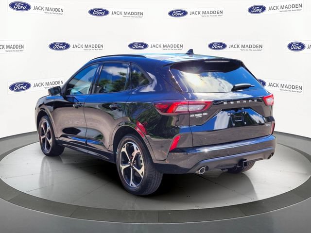 Certified 2023 Ford Escape ST-Line Select w/ Tech Pack #2 AWD/4WD image 3