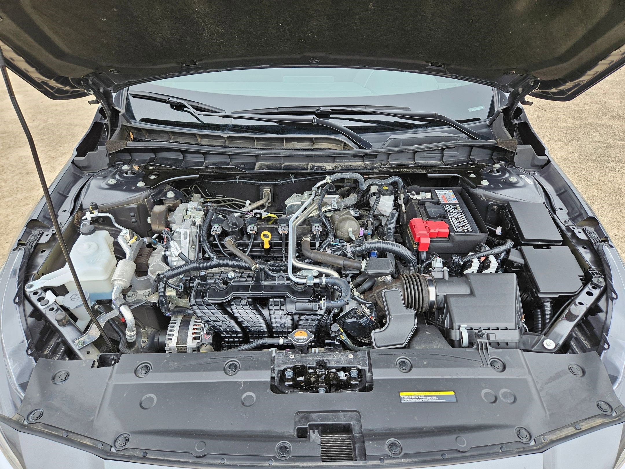 Used 2025 Nissan Altima 2.5 SV FWD image 37