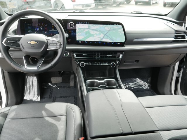 Used 2026 Chevrolet Traverse LT AWD/4WD image 23
