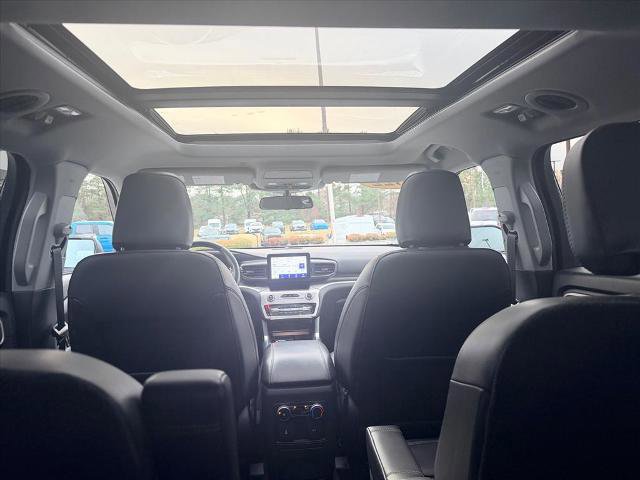 Certified 2022 Ford Explorer XLT w/ Equipment Group 202A image 25