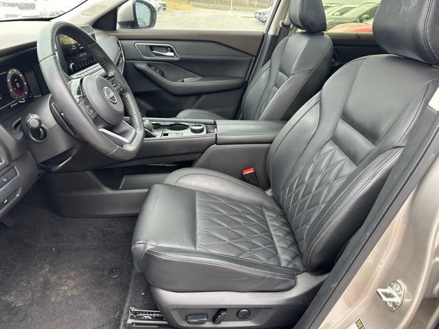 Used 2023 Nissan Rogue Platinum w/ Platinum Premium Package AWD/4WD image 17