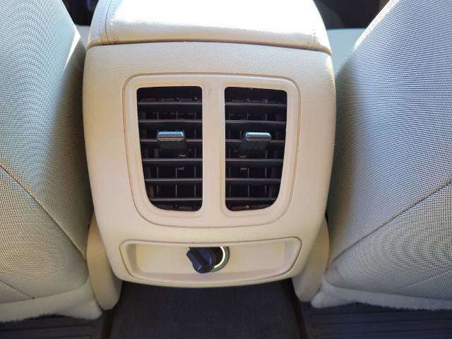 Certified 2017 Ford Taurus SE image 12