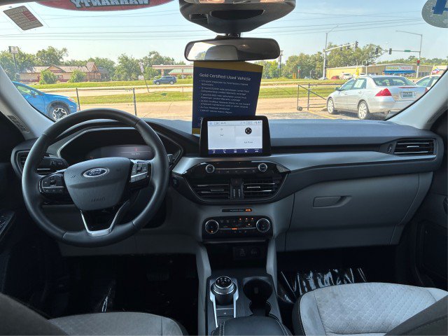 Certified 2024 Ford Escape Active w/ Cold Weather Package FWD image 21