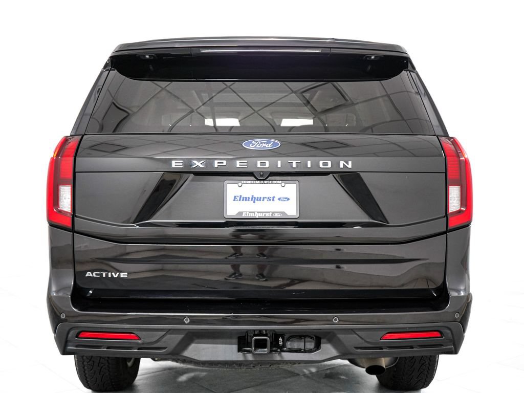 Certified 2025 Ford Expedition Active AWD/4WD image 6