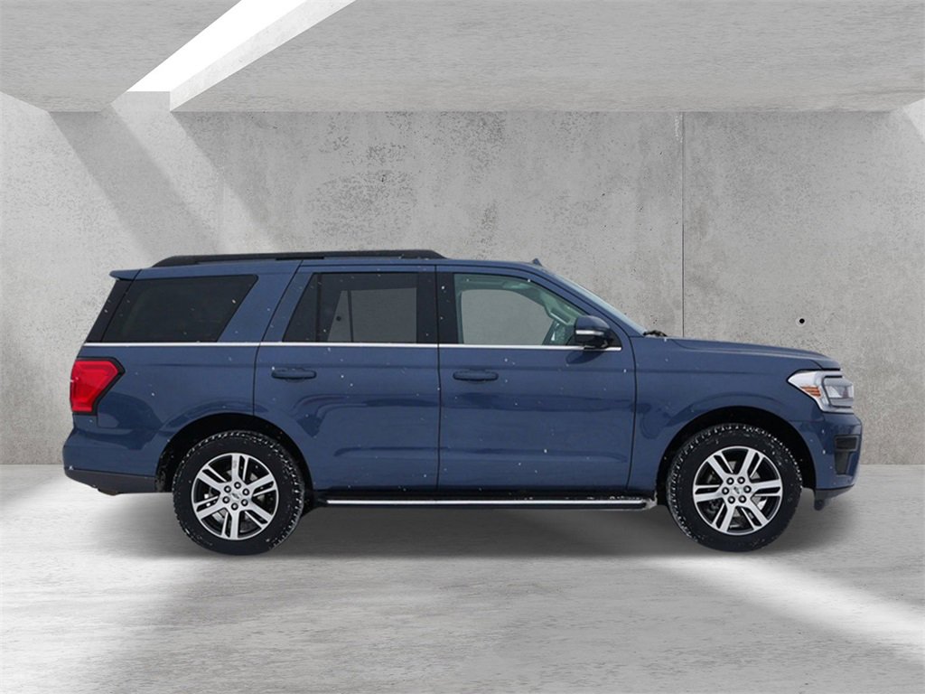 Certified 2022 Ford Expedition XLT image 2