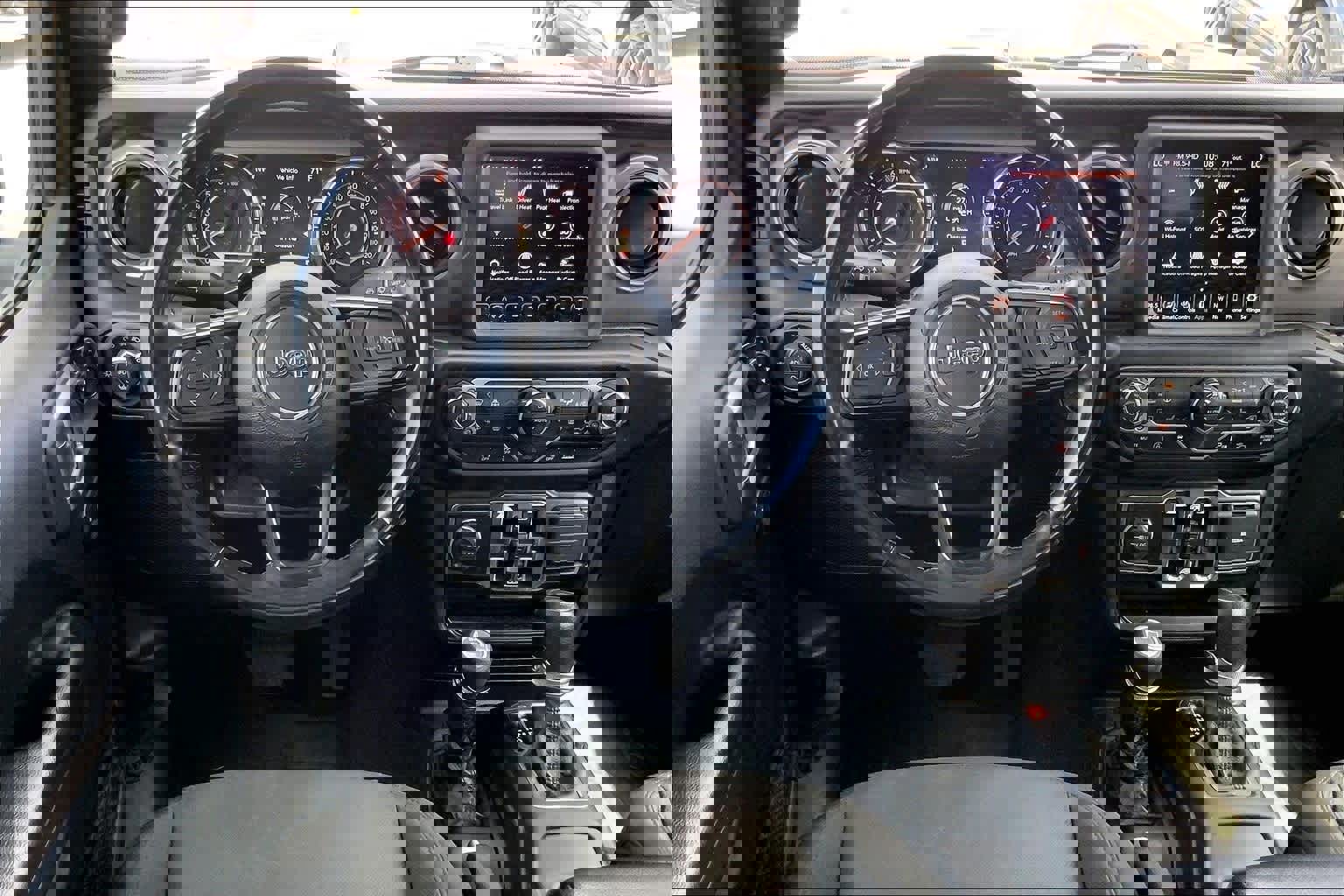 Used 2021 Jeep Gladiator Sport image 16