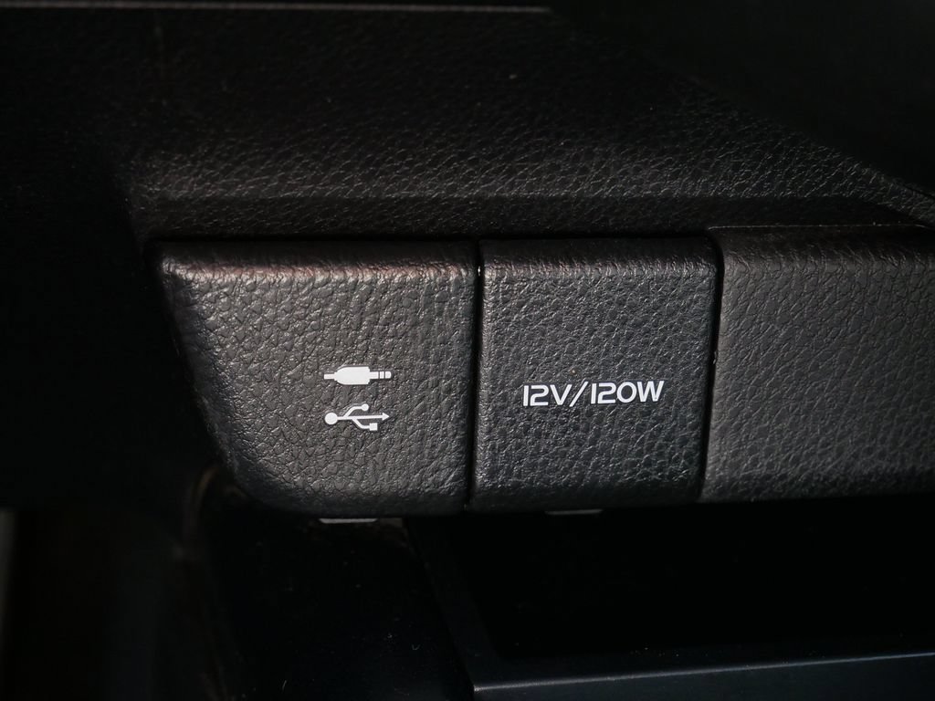 Used 2019 Toyota Camry SE FWD image 25