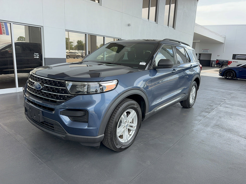 Certified 2020 Ford Explorer XLT AWD/4WD image 2