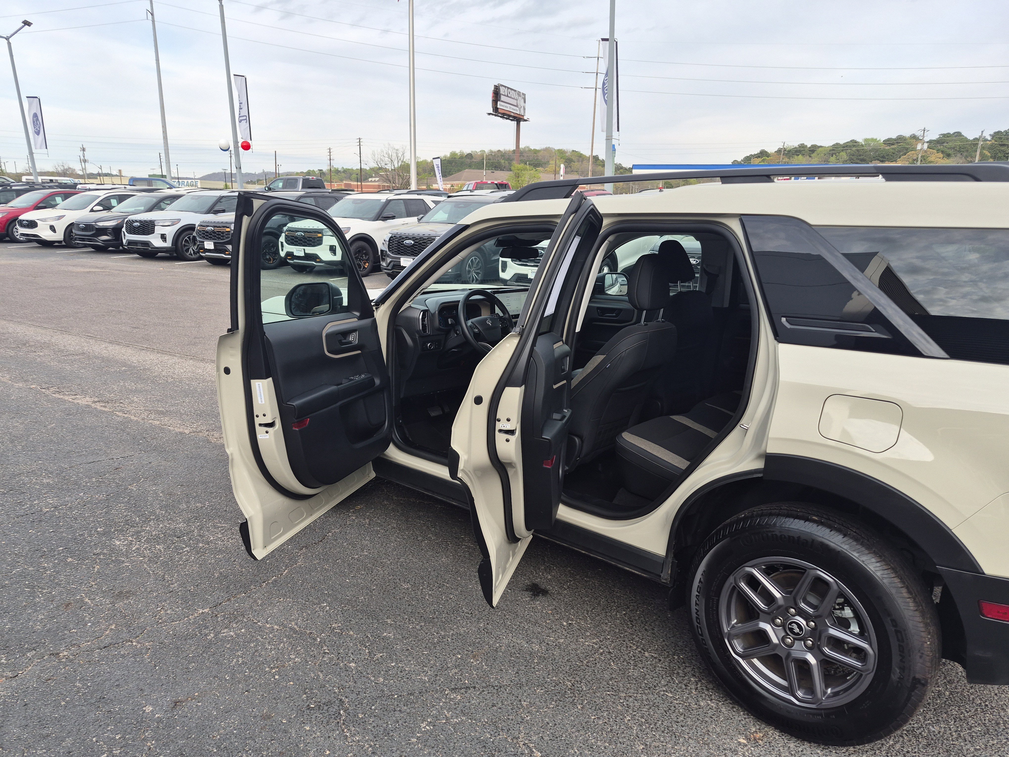 Certified 2025 Ford Bronco Sport Big Bend w/ Convenience Package image 13