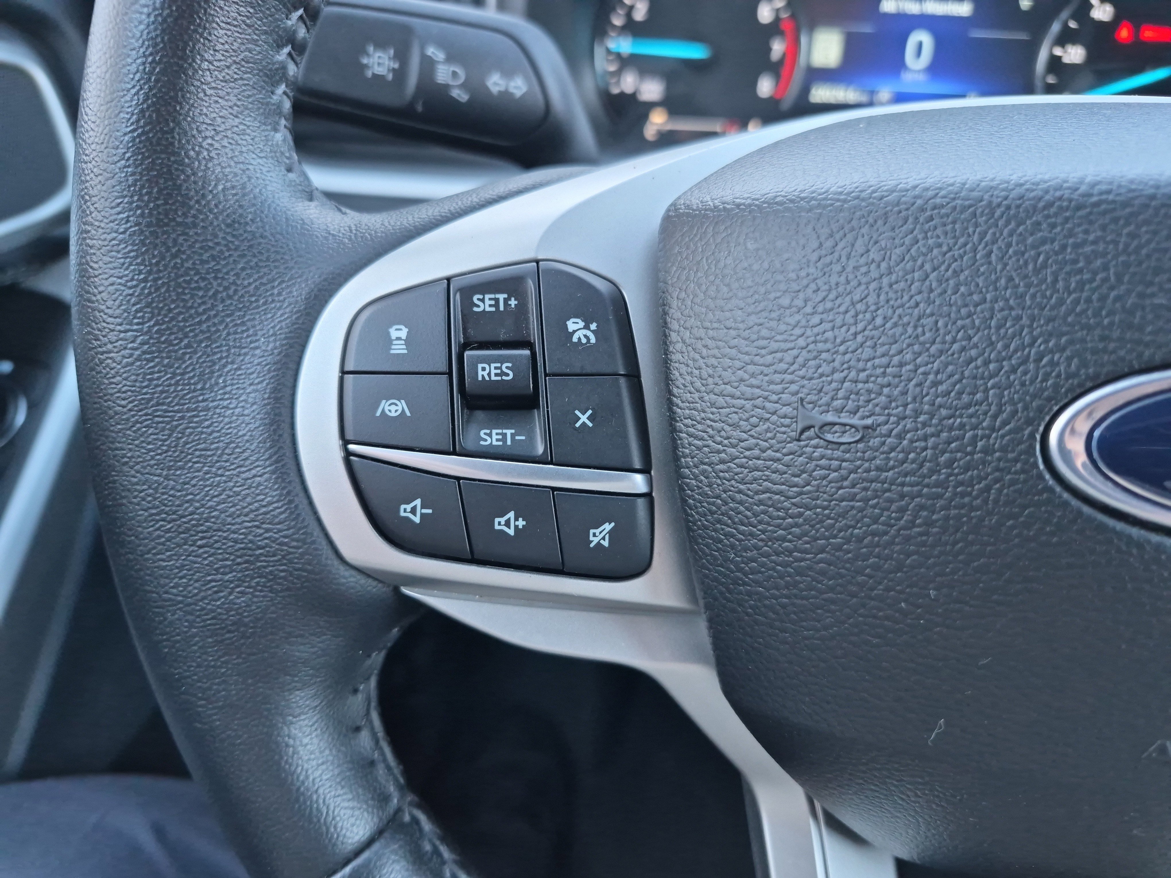 Certified 2023 Ford Explorer XLT w/ Equipment Group 202A image 27