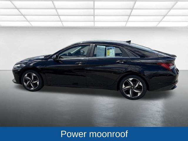 Used 2023 Hyundai Elantra Limited w/ Cargo Package FWD image 7