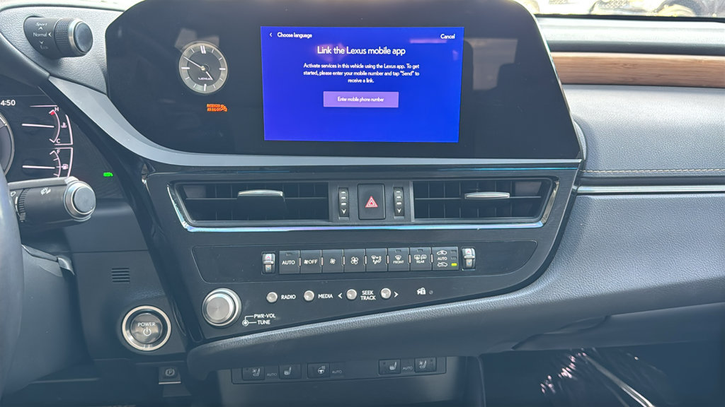 Used 2023 Lexus ES 300h w/ Premium Package FWD image 11
