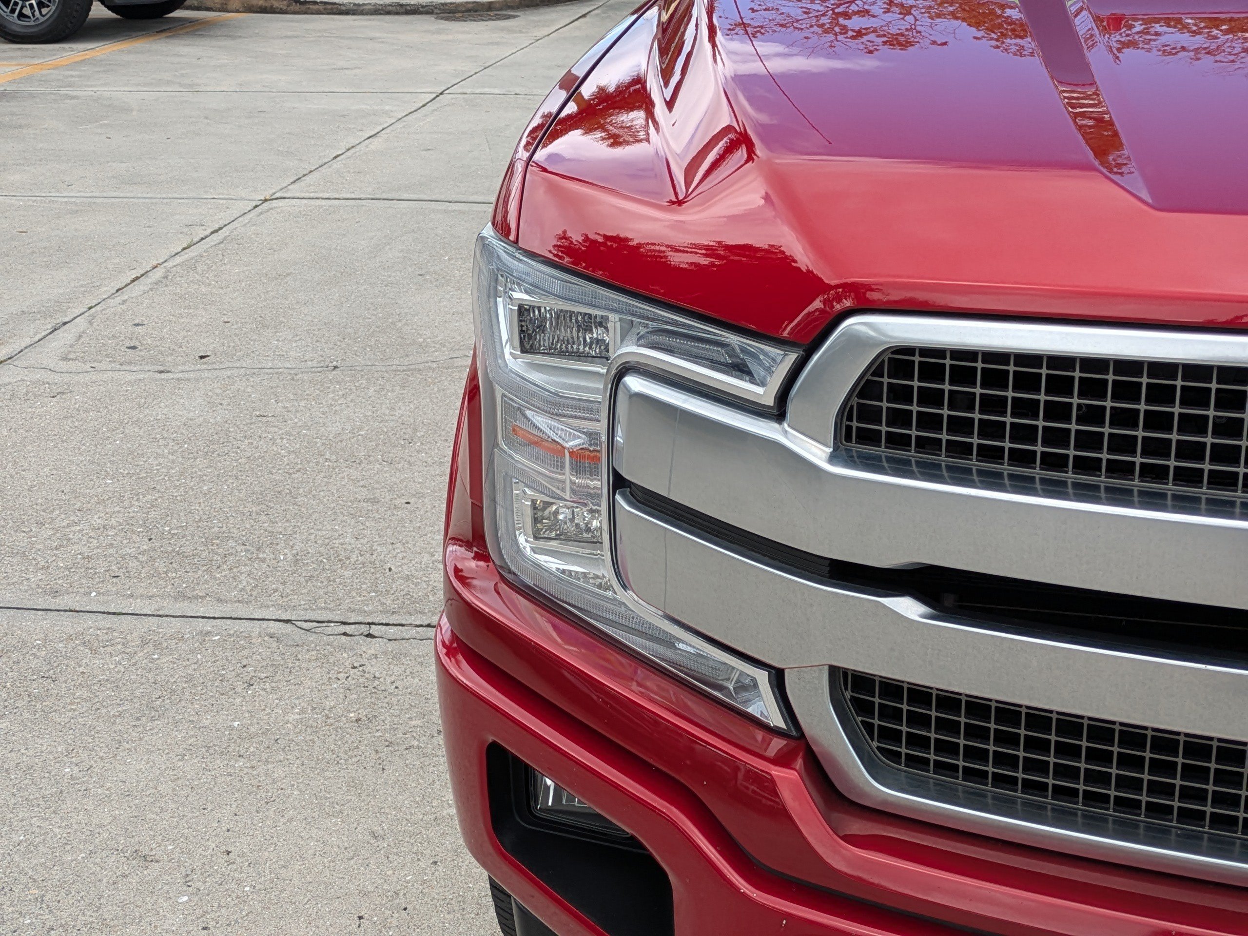 Certified 2020 Ford F150 Platinum w/ Equipment Group 701A Luxury AWD/4WD image 9