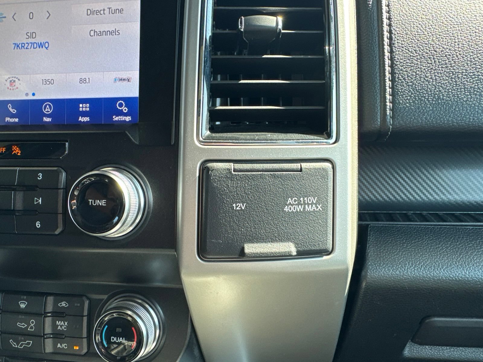 Certified 2019 Ford F150 Lariat w/ Equipment Group 502A Luxury AWD/4WD image 37