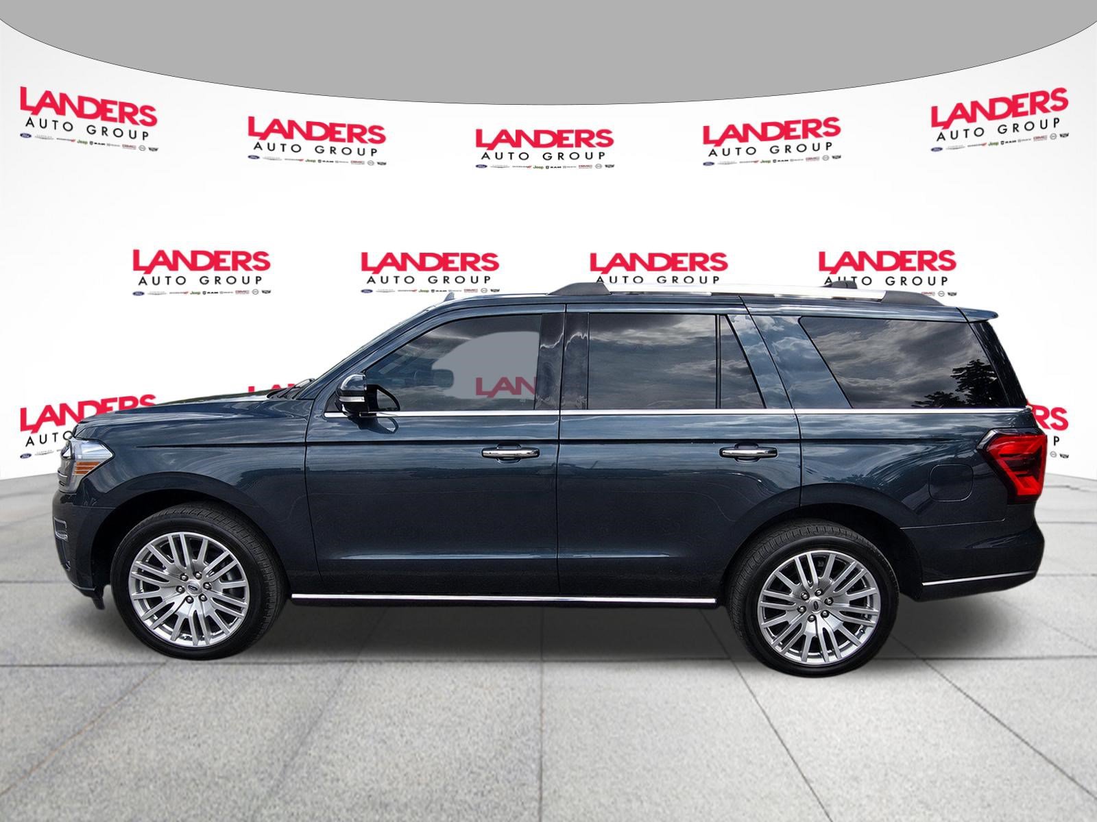 Certified 2024 Ford Expedition Limited w/ Excursion Package AWD/4WD image 4