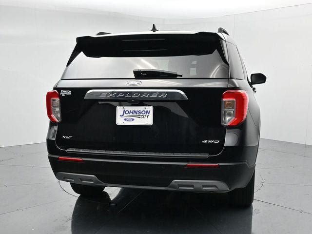 Certified 2023 Ford Explorer XLT w/ Equipment Group 202A AWD/4WD image 7