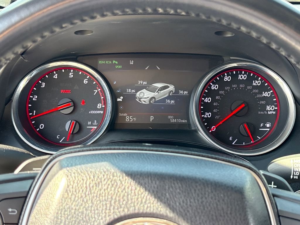 Used 2018 Toyota Camry XSE image 21