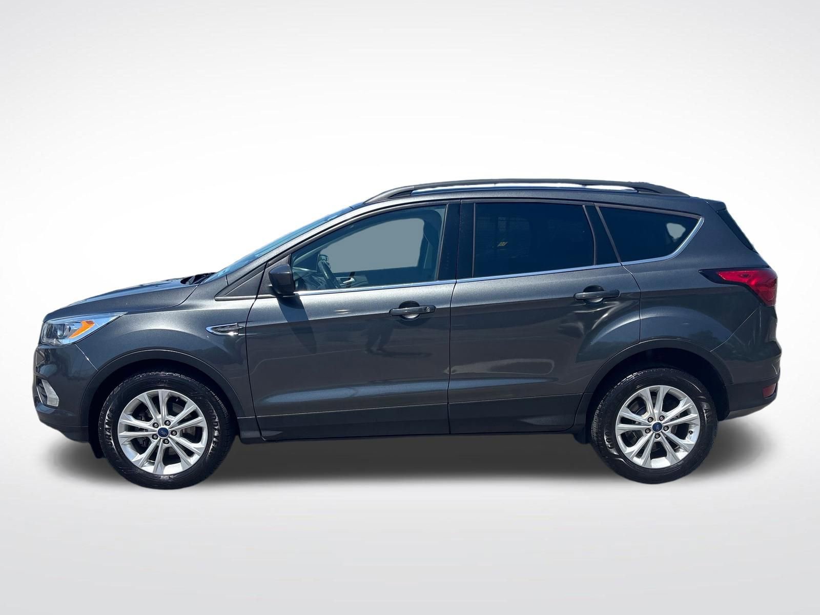 Certified 2019 Ford Escape SEL FWD image 2