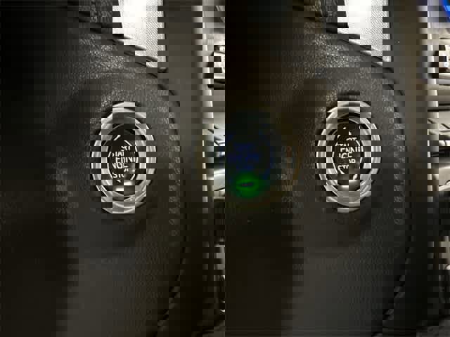 Used 2019 GMC Sierra 1500 SLT w/ SLT Convenience Package image 10