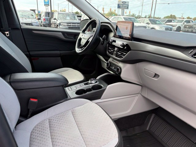 Certified 2023 Ford Escape Active AWD/4WD image 10