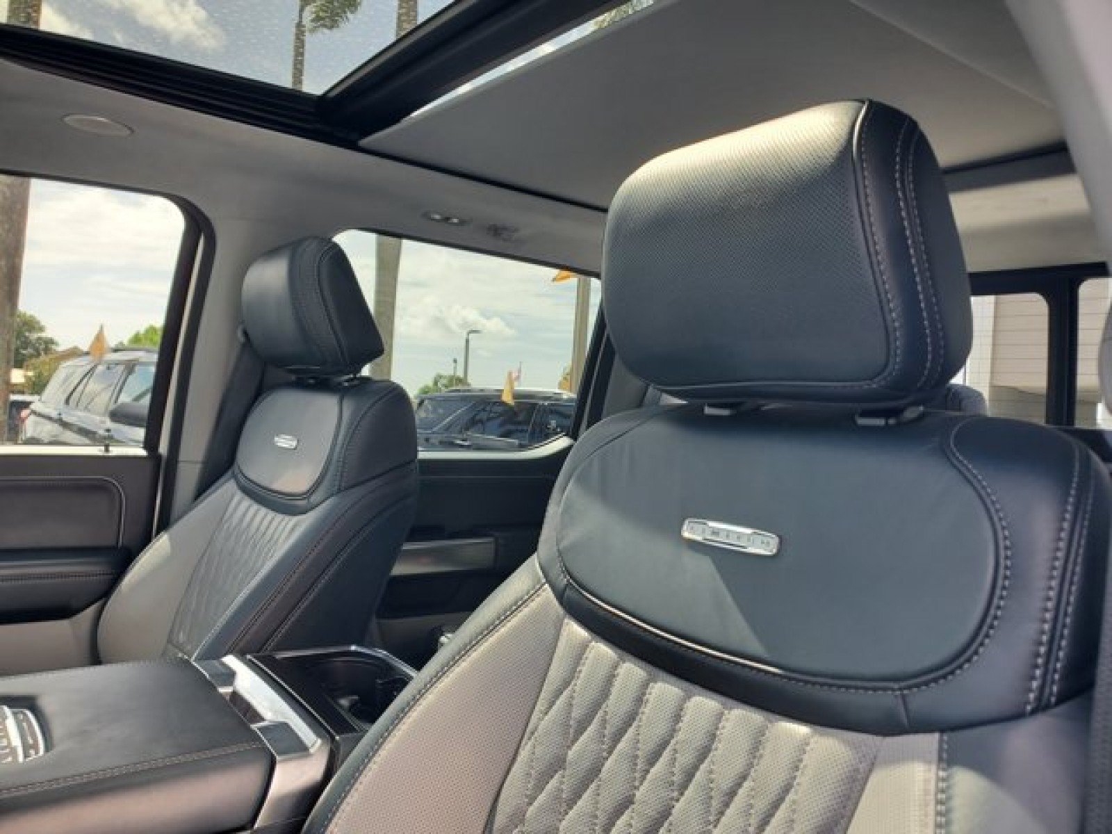 Certified 2022 Ford F150 Limited AWD/4WD image 10