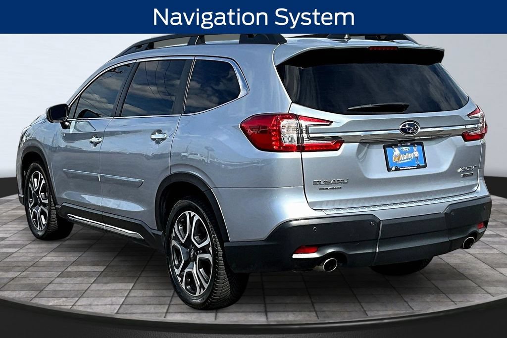 Used 2023 Subaru Ascent Touring AWD/4WD image 4