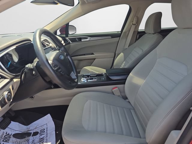 Certified 2020 Ford Fusion SE FWD image 11