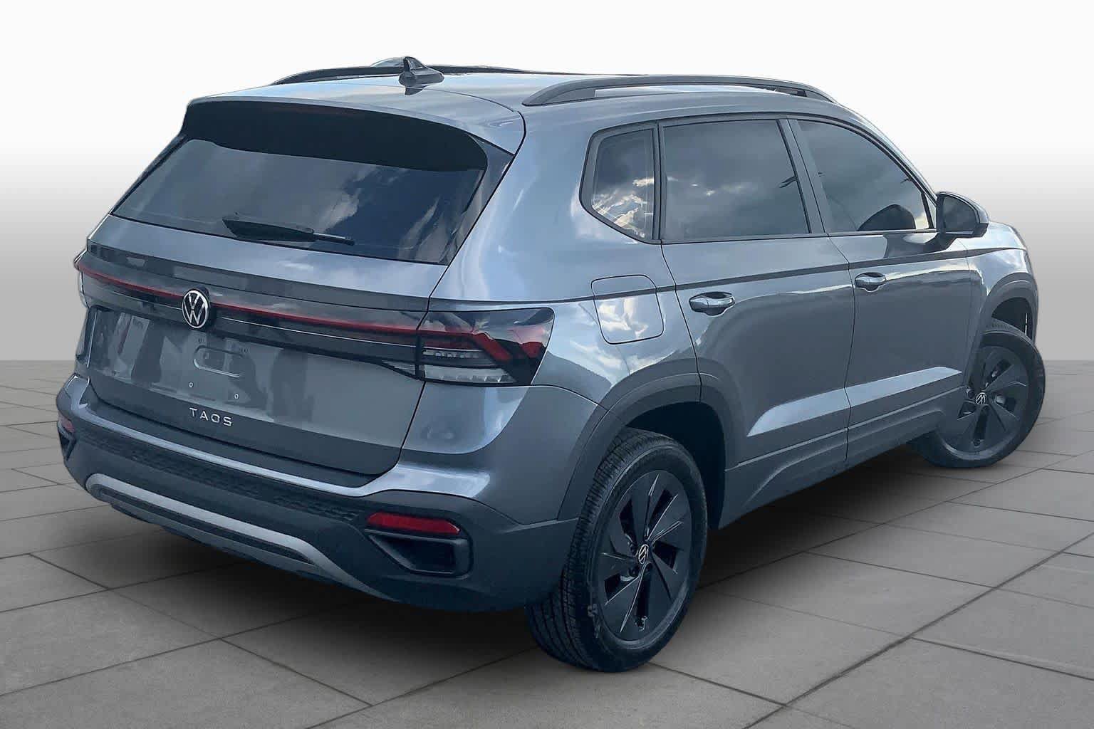 Used 2025 Volkswagen Taos S FWD image 12