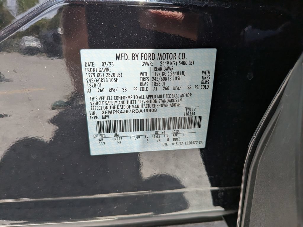 Certified 2024 Ford Edge SEL w/ Sport Appearance Package AWD/4WD image 39