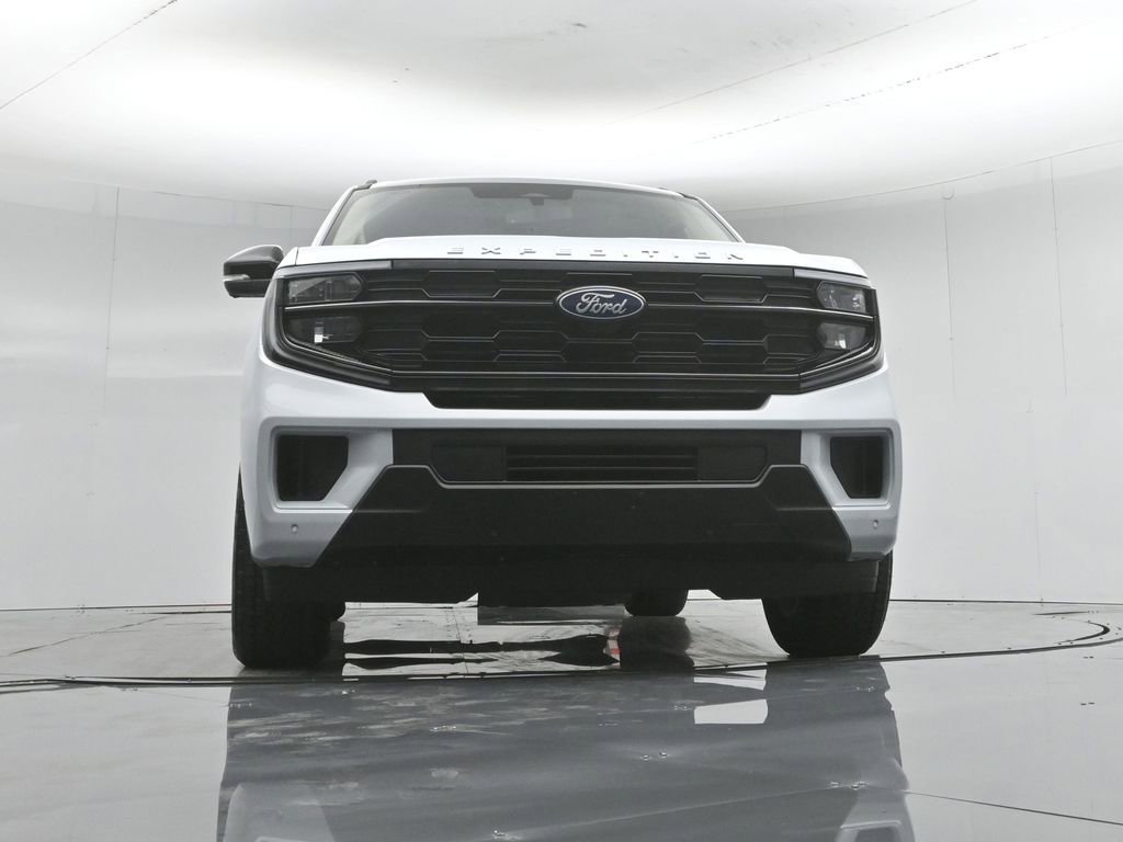 Certified 2025 Ford Expedition Active AWD/4WD image 52