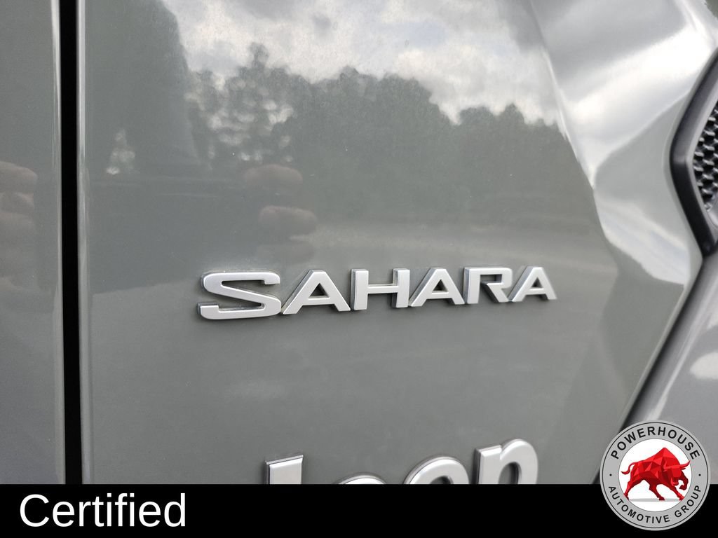 Used 2019 Jeep Wrangler Unlimited Sahara AWD/4WD image 13