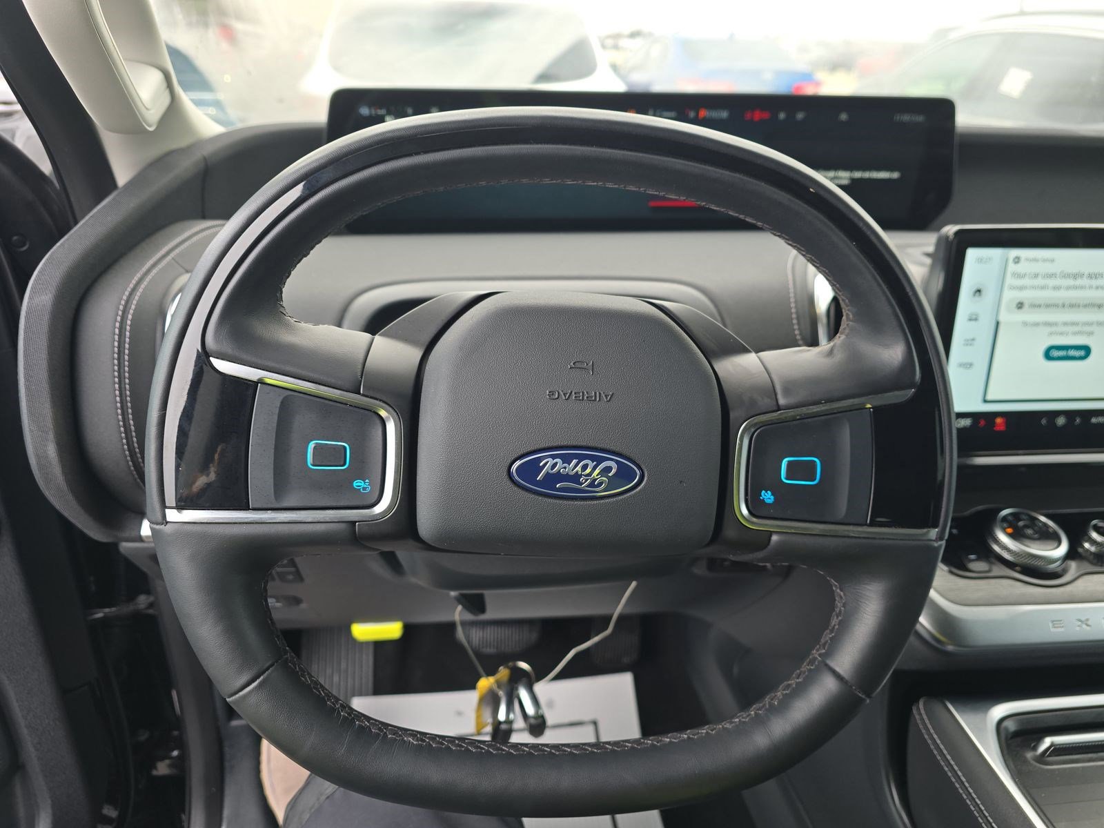 Certified 2025 Ford Expedition Platinum image 15