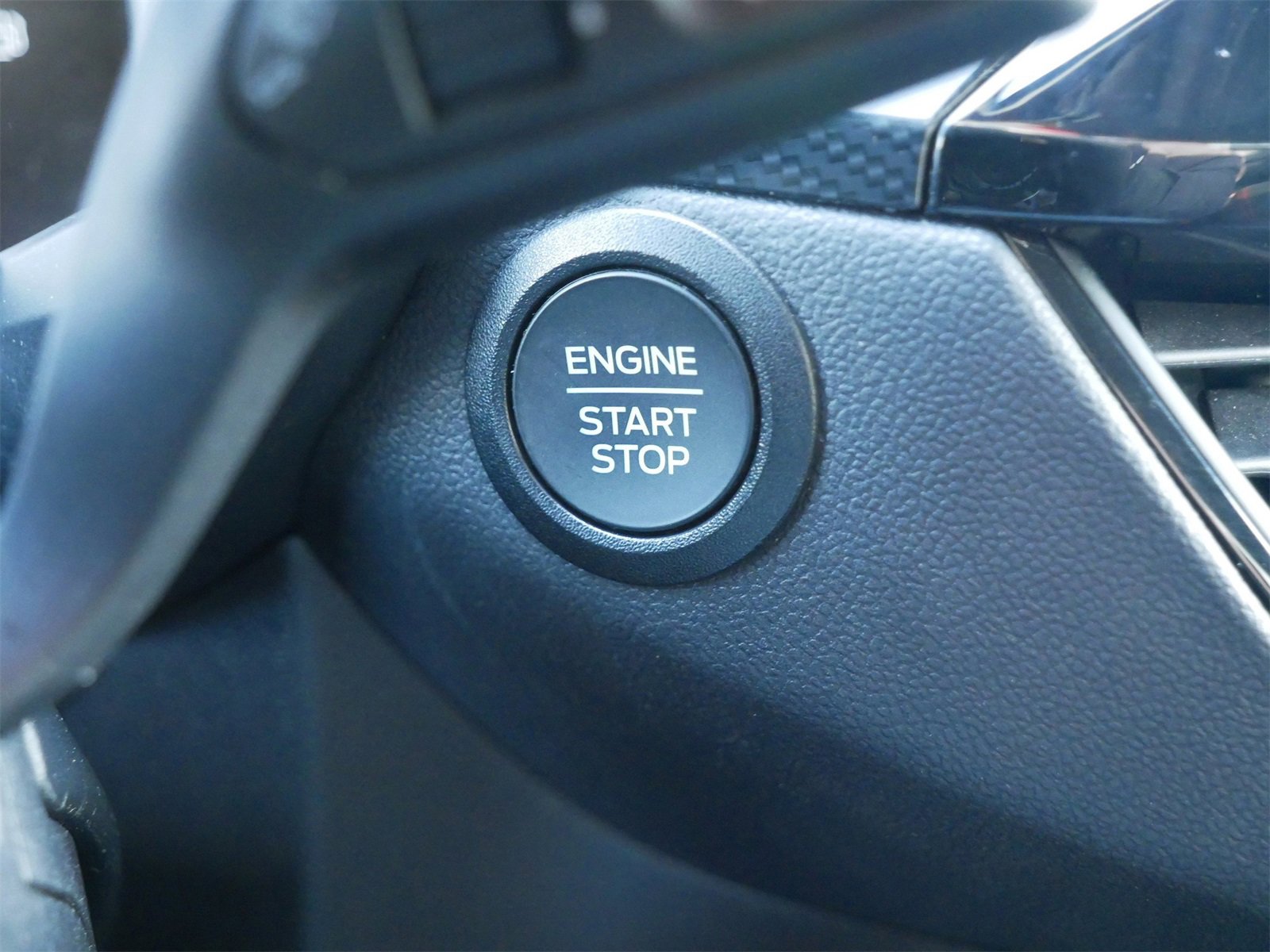 Certified 2025 Ford Escape ST-Line image 28