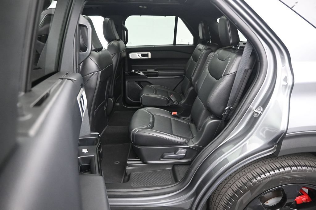 Certified 2024 Ford Explorer ST w/ Equipment Group 401A AWD/4WD image 13