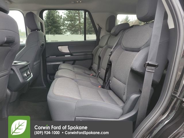 Certified 2025 Ford Expedition Active AWD/4WD image 12