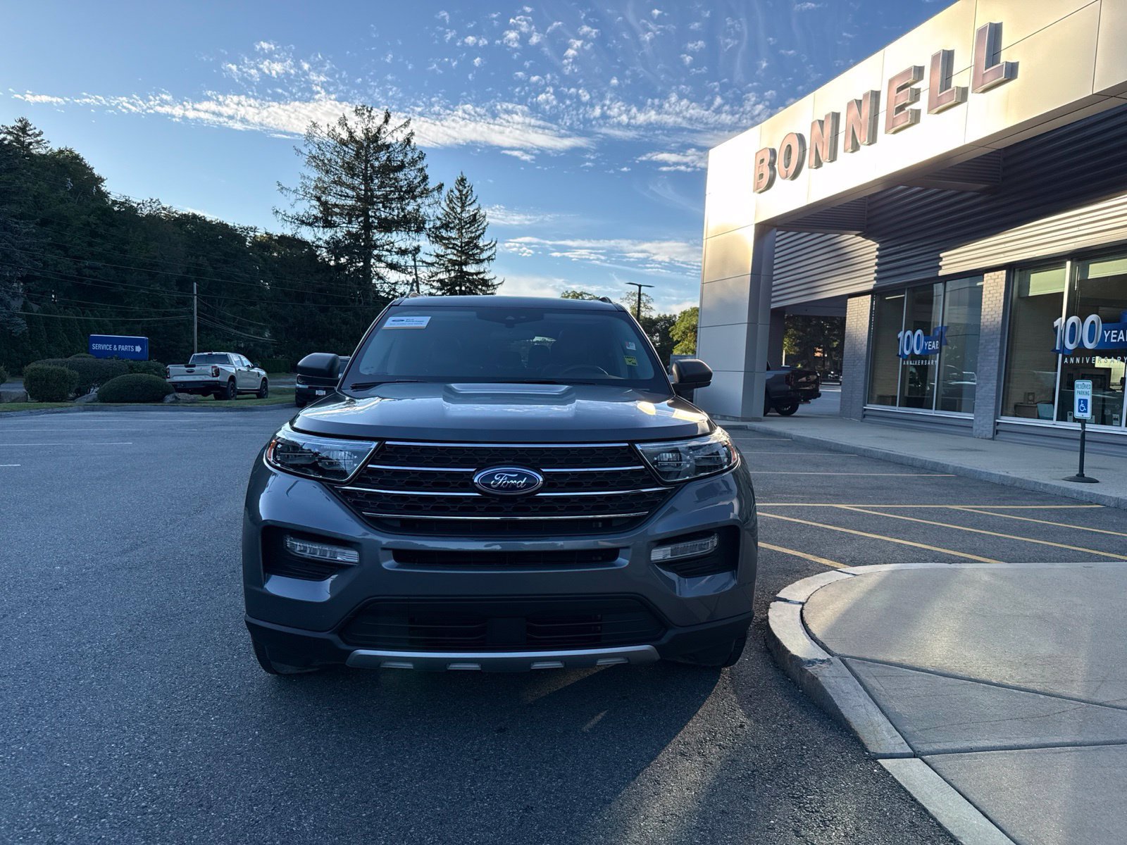 Certified 2024 Ford Explorer XLT w/ Equipment Group 202A AWD/4WD image 5
