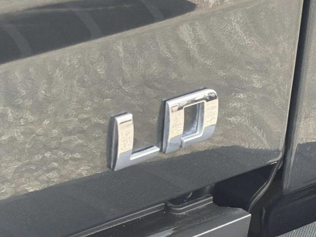 Used 2019 Chevrolet Silverado 1500 LT w/ All Star Edition image 22