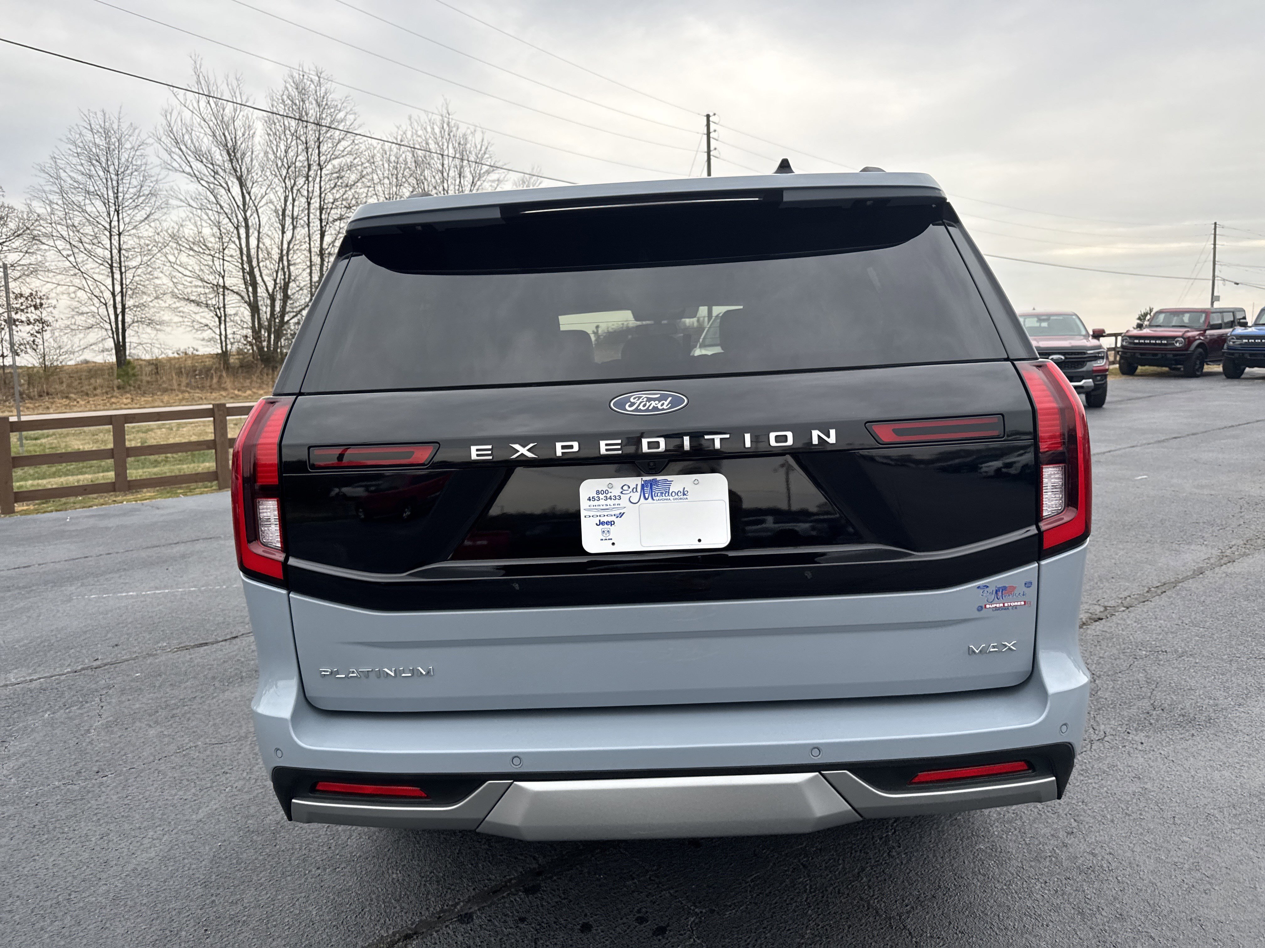 Certified 2025 Ford Expedition Max Platinum w/ Driver's Package image 6