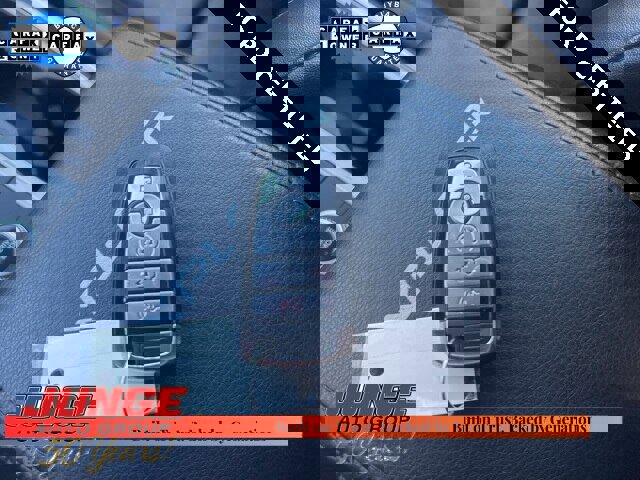 Certified 2022 Ford Explorer XLT w/ Equipment Group 202A image 38