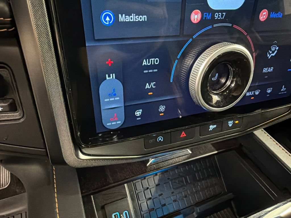 Certified 2023 Ford Expedition Platinum AWD/4WD image 13