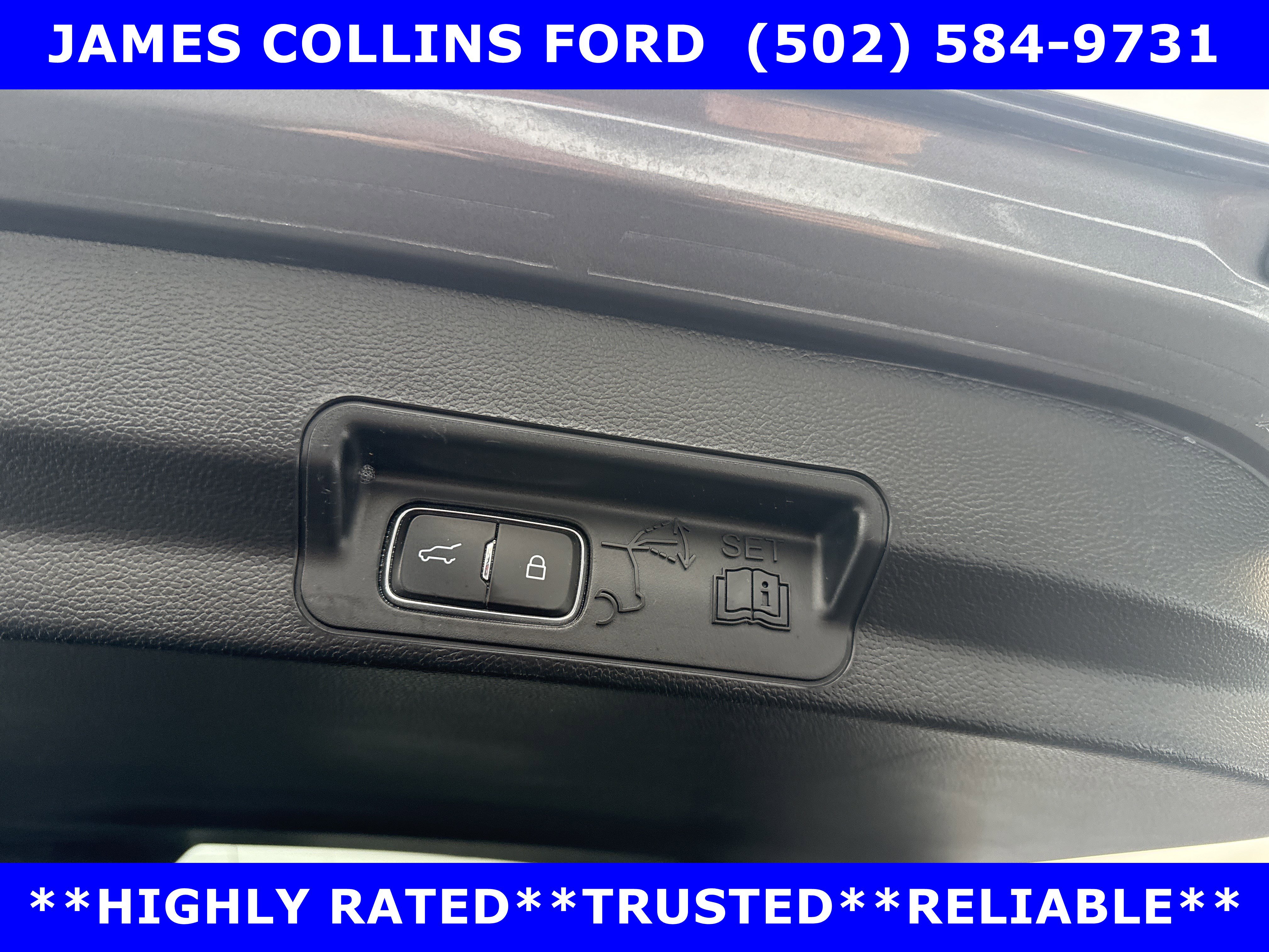 Certified 2023 Ford Explorer XLT RWD image 17