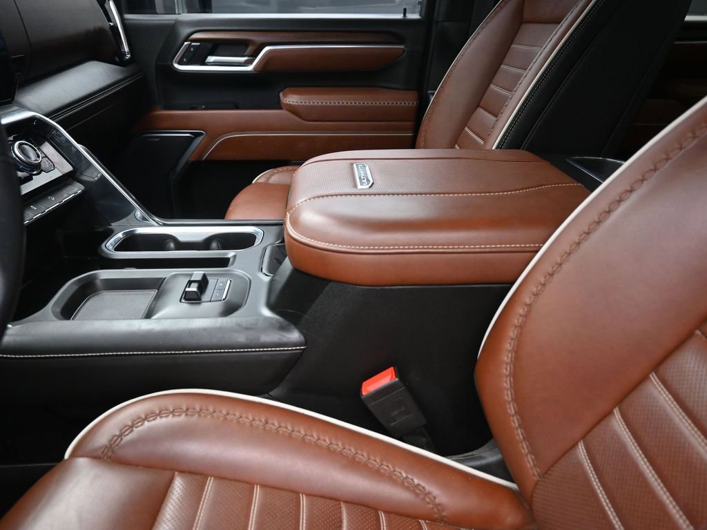 Used 2025 GMC Sierra 2500 Denali Ultimate image 25