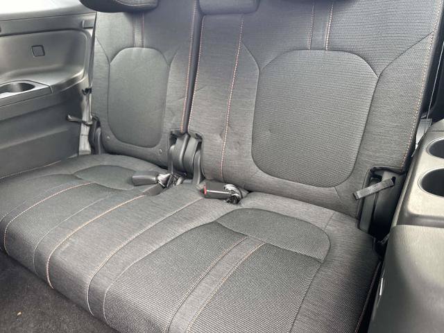 Used 2023 Honda Pilot Sport image 14
