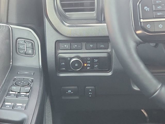 Certified 2024 Ford F350 Platinum w/ FX4 Off-Road Package image 12